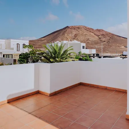 Alba Deluxe&spa Pool * Playa Blanca (Lanzarote)