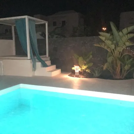 Alba Deluxe & Pool Playa Blanca (Lanzarote)