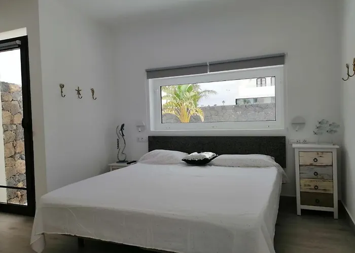 Alba Deluxe & Pool Playa Blanca (Lanzarote)