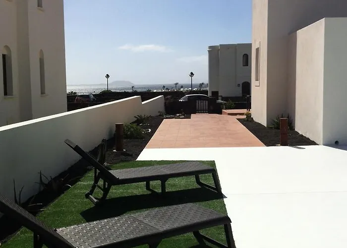 Alba Deluxe & Pool * Playa Blanca (Lanzarote)
