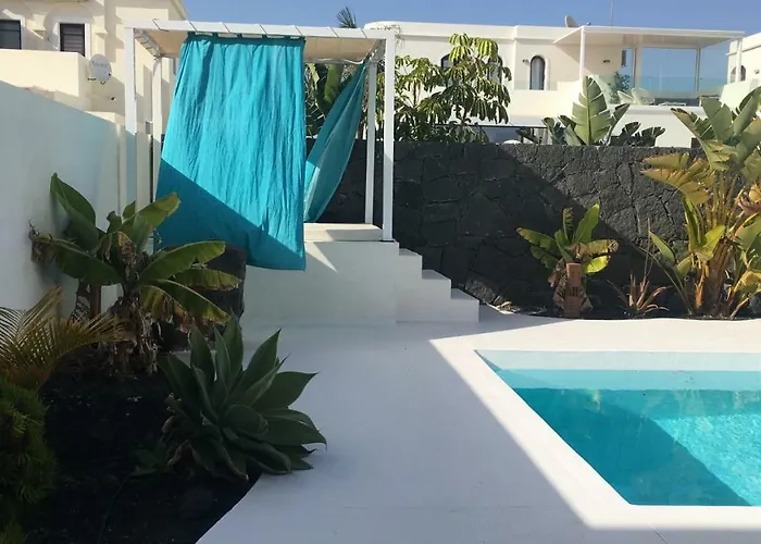 Alba Deluxe & Pool Willa Playa Blanca (Lanzarote)